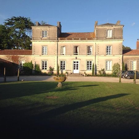 Chateau D'Yseron Vallet Exterior photo